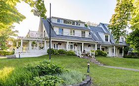 Chestnut Inn