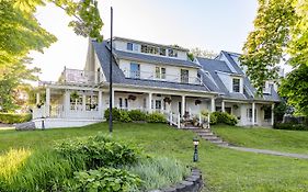 Chestnut Inn Bed And Breakfast